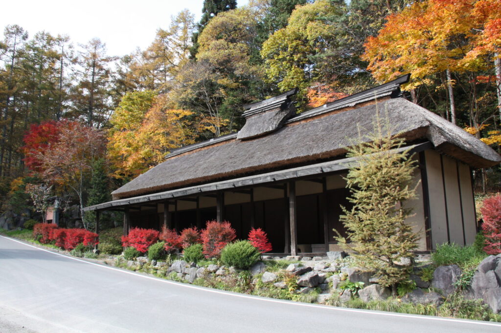 秋の和田峠・中山道